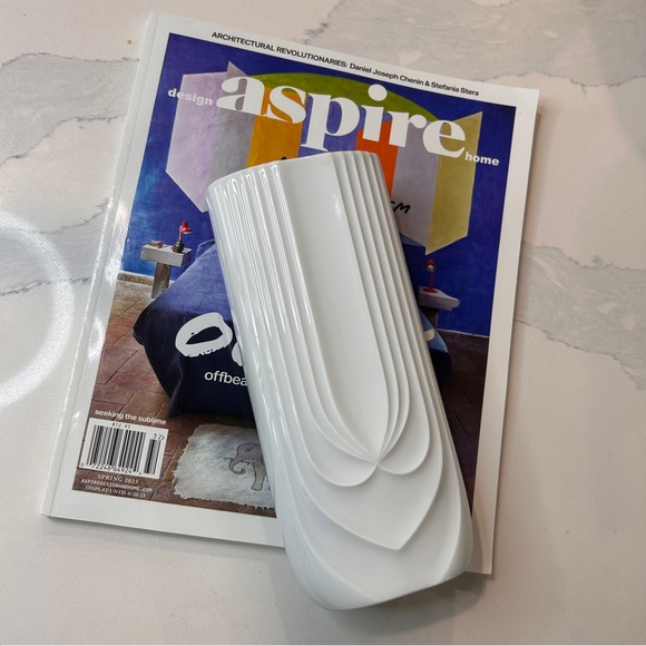 Hutschenreuther Glazed Porcelain Vase "Theater Curtain" by Hans aAchtziger 1970 - Picture 4 of 12